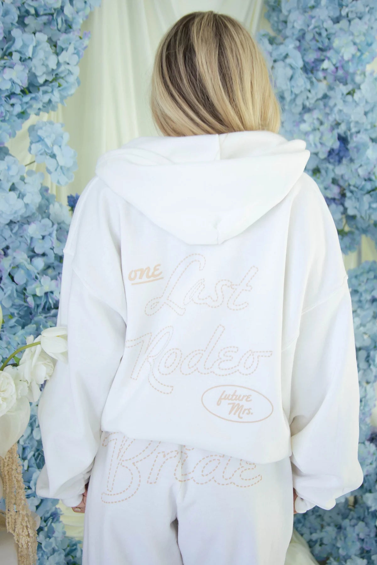 Last rodeo zip sweatshirt | Charlie southern | shop now | Tullyhaize