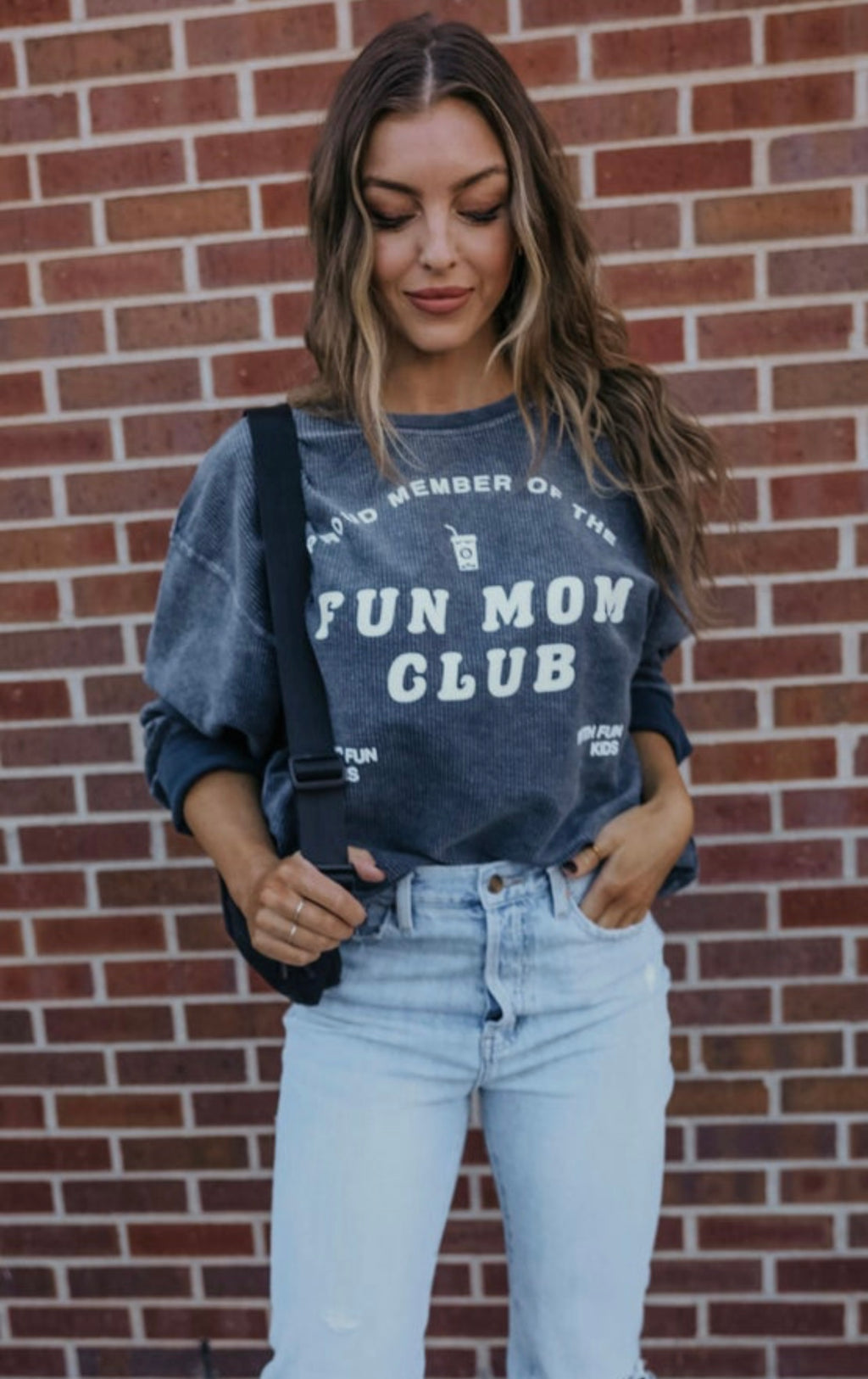 Friday + Saturday | Fun mom club sweatshirt | shop now | Tullyhaize
